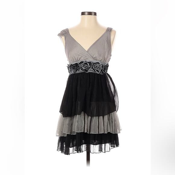 Dislay Paris flirty chiffon smocked back ruffled cocktail party dress, small - Picture 1 of 8